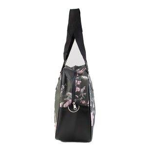 A shoulder bag with rose pattern